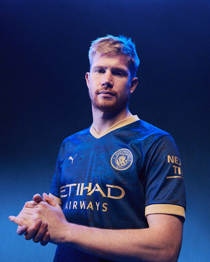 [NBA]记者：每支东部球队都认为他们距离闯入总决赛就差浓眉一个人