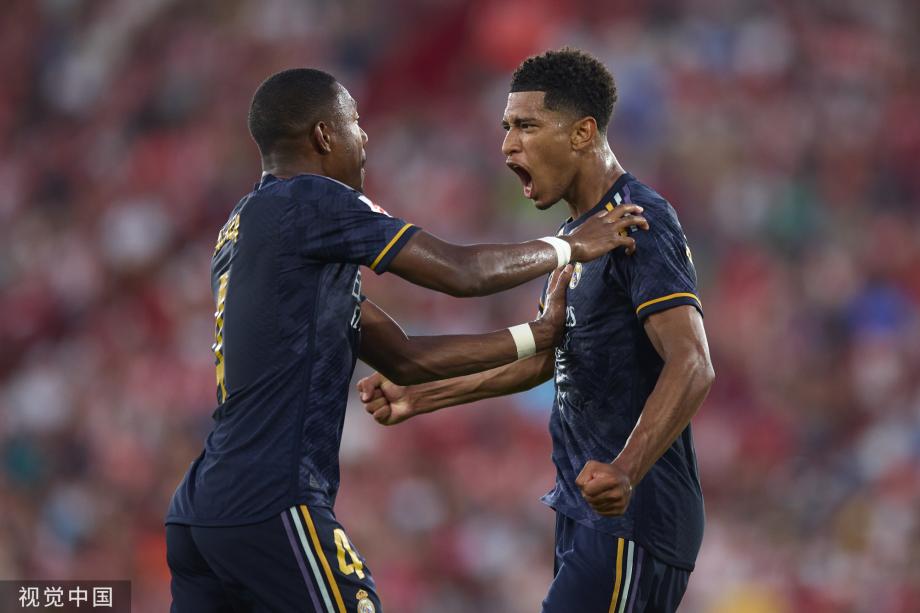 《敢达决战》十周年庆典全面启动，打造最豪华回归版本！