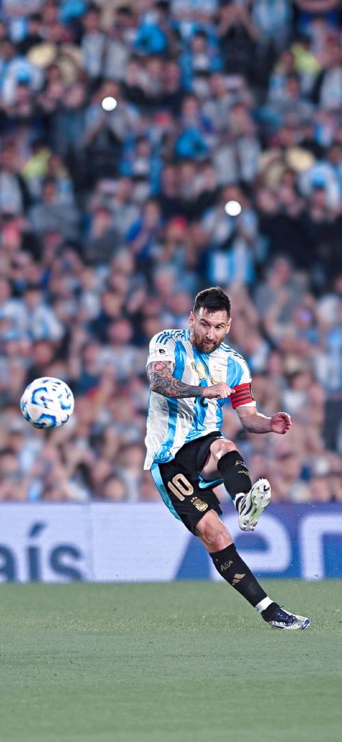 莉莉丝“跨专业”射击赛道，交出高分答卷了？