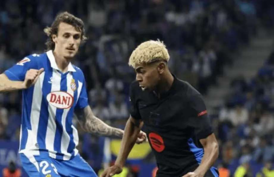 电竞粉丝大会吸引超5万观众