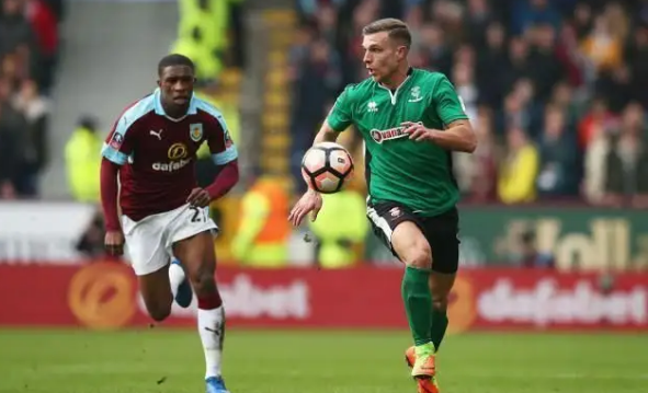 《使命召唤》手游联动《街霸6》公开！12月11日开启