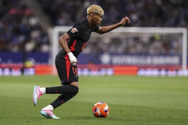 这一次，鸟巢见！年度总决赛鸟巢舞台概念首曝！预约年度总决赛门票，更早抢票更多优惠！