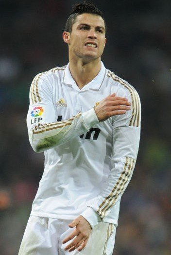 人心散了！20分惨败，45岁少帅发布会惜字如金，付政浩：帅位危矣